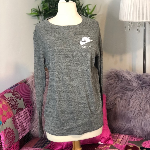 Nike Tops - NIKE heather grey long sleeve shirt